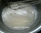 Foto langkah ke 2 dari resep Proll Tape Kamis (Keju-Almond-Kismis).