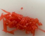 A picture of step 2 of Japanese Egg Flower Sushi.