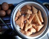 Foto langkah ke 1 dari resep Opor Tahu Telur With Bakso.