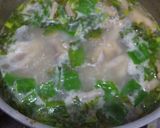 Foto langkah ke 3 dari resep Sup ceker ayam.
