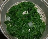 A picture of step 3 of Besan chilla sabji.