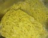 Foto langkah ke 1 dari resep Mie goreng baso.