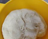 A picture of step 4 of Rawa sooji Bhature.