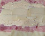 Foto del paso 2 de la receta: Hojaldre con jamón y queso cremoso