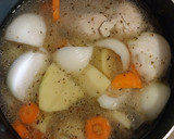 Foto del paso 3 de la receta: Sopa de pollo