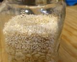 Foto del paso 3 de la receta: Avena en mason jar con crema de cacahuate, miel y zarzamoras