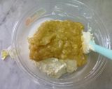 Foto langkah ke 4 dari resep Cupcake pisang lembut.
