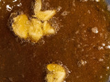 Salsa de chile de árbol y nuez de la India