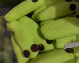 Foto langkah ke 7 dari resep Caterpillar Cookies.