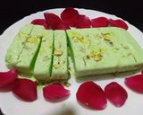 मावा केसर पिस्ता आईस्क्रीम (mawa kesar pista ice cream recipe in marathi) रेसिपी स्टेप 8 फोटो