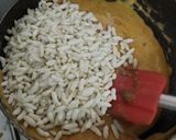 A picture of step 5 of Murmurra chikki cake.