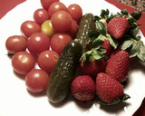 Foto del paso 1 de la receta: Ensalada de cherrys y fresones