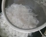 Foto langkah ke 3 dari resep Kwetiau Sosis.