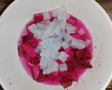 Foto langkah ke 3 dari resep 3. es buah naga merah #godarecook_zweger.