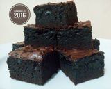 Foto langkah ke 2 dari resep Brownies Cokelat Moist.