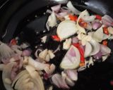 Foto langkah ke 2 dari resep Tumis Jamur kancing Saus tiram.