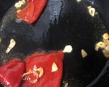 Foto del paso 4 de la receta: Bocadillo de lomo, queso y pimientos