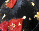 Foto del paso 4 de la receta: Bocadillo de lomo, queso y pimientos