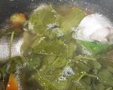 Hình bước làm 3 của món Canh chua cá lóc nấu lá giang