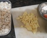 A picture of step 3 of Foxnut Pulao.