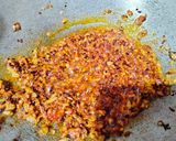 A picture of step 3 of Tomato Chutney (you can preserve it for 6 months).
