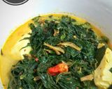 Foto langkah ke 4 dari resep Gulai Daun Singkong Teri&Tahu.