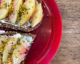 Foto del passaggio 3 della ricetta Toast con ricotta e fichi