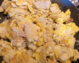 Foto del paso 6 de la receta: Migas con huevo, queso y chile