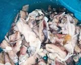 Foto langkah ke 1 dari resep Cumi asin tumis pete.