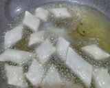 A picture of step 6 of Soji ke Namkeen Namakparey.