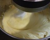 Foto langkah ke 2 dari resep Pandan Marmer Cake.