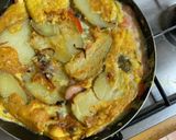 Foto del paso 5 de la receta: Tortilla de papa, con camarón y huevo