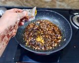 A picture of step 4 of Chilli Garlic Maggi.