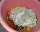 Foto langkah ke 1 dari resep Bolu cokelat hias suka-suka.