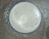 A picture of step 1 of Onion Garlic Masala Pav.