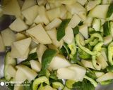 परवल आलू की सब्जी (Parwal aloo ki sabzi recipe in hindi) रेसिपी चरण 1 फोटो
