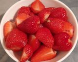 Une image de l'étape 2 de Tarte aux fraises et coco façon Eton mess.