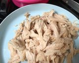 Foto langkah ke 1 dari resep Ayam Suwir Kemangi Bumbu Bali.