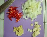 Foto langkah ke 4 dari resep Cumi Goreng Saus Mentega.