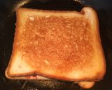 A picture of step 8 of Veg Egg Sandwich.