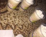 A picture of step 3 of Banana and Apple milkshake.
