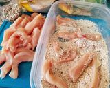 Foto del paso 1 de la receta: Pollo rebozado con cebollas avinagradas