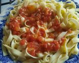 Foto del paso 4 de la receta: Salsa rápida de tomate al ajillo