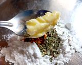 A picture of step 5 of Crispy cheese potato (baby potato with cornflour).