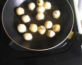 Foto langkah ke 2 dari resep Potato cheese ball.