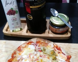 Foto del paso 3 de la receta: Pizzeta de surimi con pan pita 🍕🍕