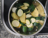 Foto del paso 2 de la receta: Crema de calabacín y patata