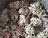 Foto del paso 2 de la receta: Estofado de cerdo con papas