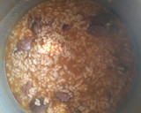 Foto del paso 3 de la receta: Arroz con higadillos y corazones de pollo