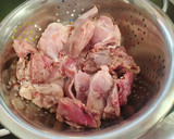 Foto del paso 1 de la receta: Conejo con ajetes en la freidora de aire Cosori